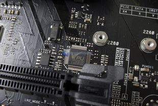 ASUS ROG Maximus X Hero 34