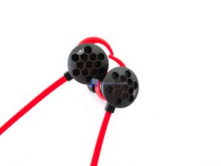 Tt-eSPORTS-ISURUS-PRO-32